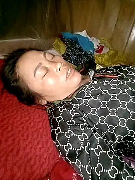 CoMay003 online show from April 15, 4:40 pm