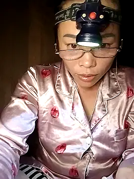 CoMay003 online show from April 24, 1:36 pm