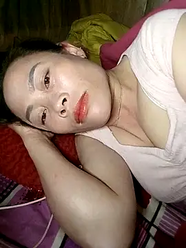 CoMay003 online show from April 19, 6:10 pm