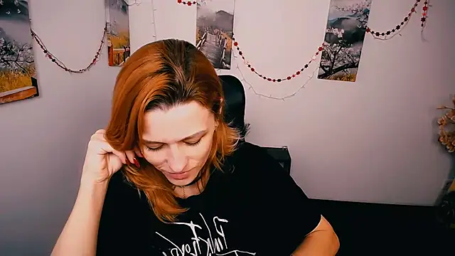 PeppyMia online show from February 8, 7:12 am