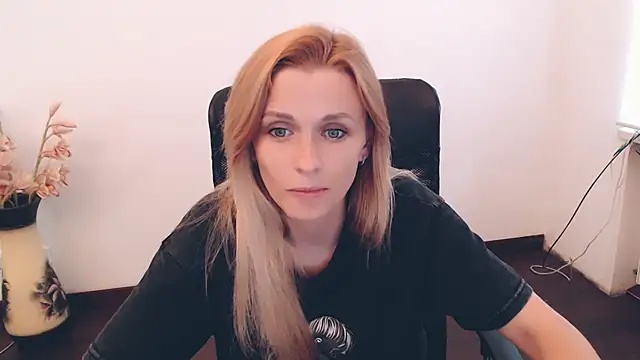 PeppyMia online show from September 14, 10:13 am