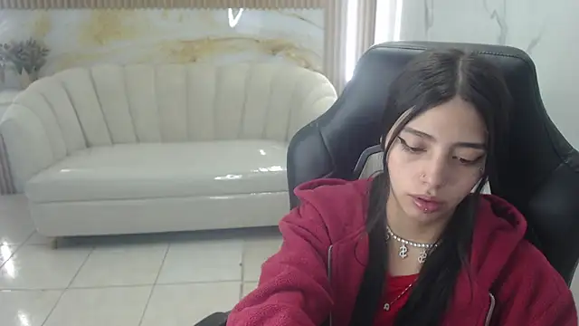 alehp rose s online show from April 25, 1:41 pm