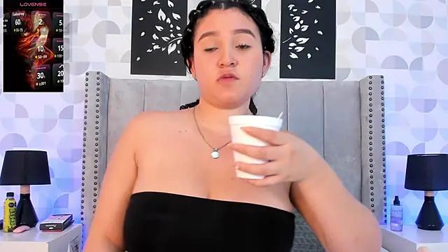 cristhi esterling online show from November 18, 12:17 pm