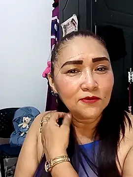 linda luna29 online show from October 4, 3:01 am