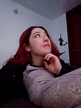 lunnaa  online show from November 23, 5:10 am