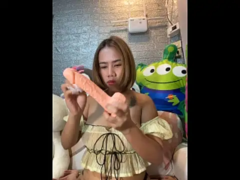 Kath C online show from November 22, 8:39 am