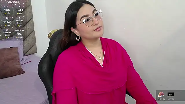 heluejamil online show from October 27, 8:03 pm