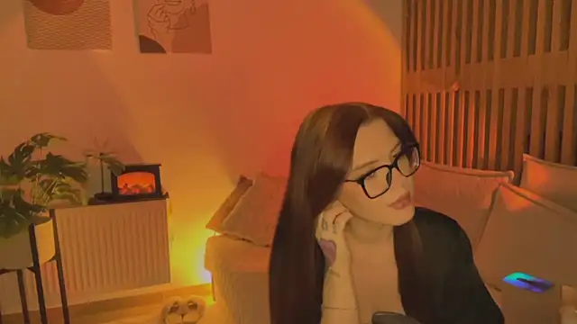 ShyLulu69 online show from November 12, 8:51 pm