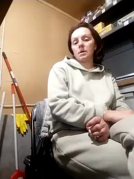 KimmyAghora online show from September 19, 11:53 am