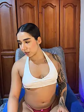 KaditaNavarro online show from March 27, 12:01 am