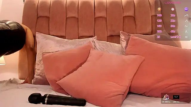 aishathornee online show from April 21, 10:17 pm