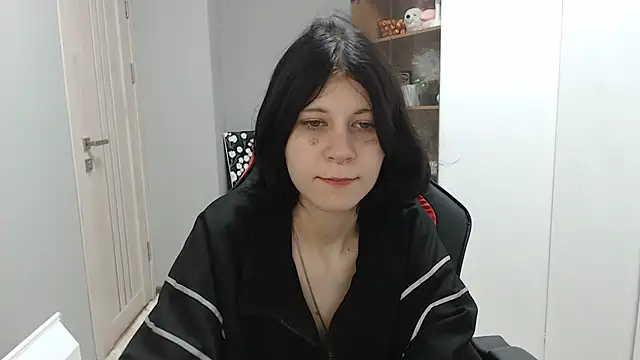 TinaQuiin online show from September 24, 8:02 am