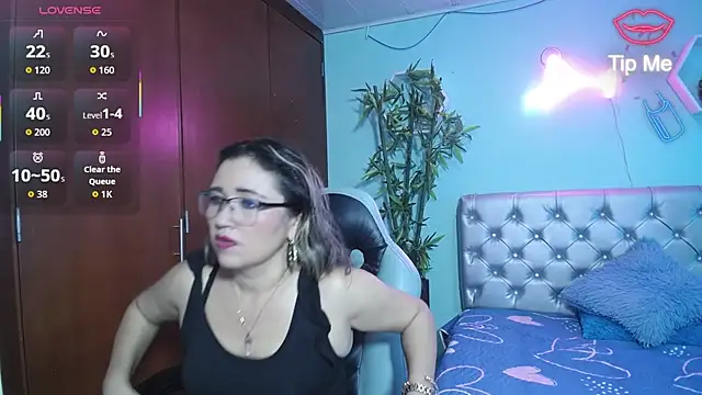 noelia milf19 online show from June 11, 1:05 am