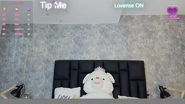 crystaldarliing online show from June 7, 12:17 am