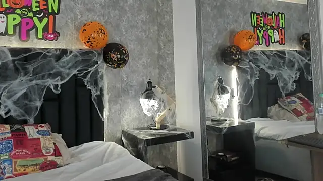 crystaldarliing online show from October 11, 11:07 pm