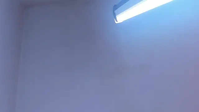 crystaldarliing online show from November 29, 11:20 pm