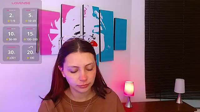 AlanaGarcia19 online show from October 20, 11:24 am