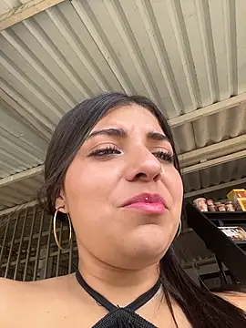 Isaa-Sweet online show from December 21, 6:34 pm