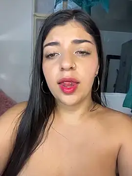 Isaa-Sweet online show from December 5, 8:21 pm