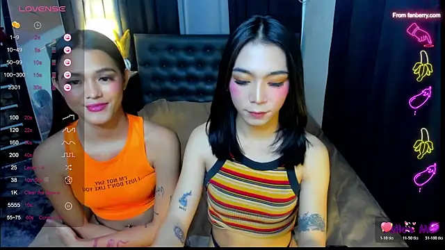 bellamoonlightX online show from April 22, 11:51 am