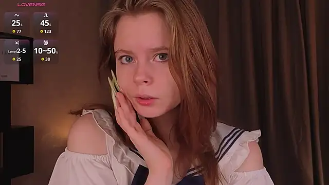 Snapshot of JulietteRain chatting on September 28, 5:29 pm JulietteRain online show from September 28, 5:29 pm