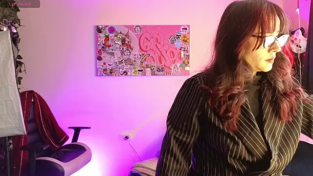 MiaVelvetDoll online show from April 16, 2:06 pm