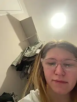 Riley ray69 online show from February 23, 1:32 pm