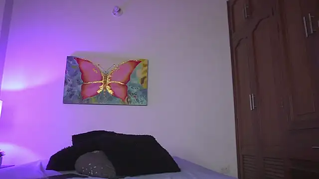 Snapshot of valentina_king18 chatting on October 1, 7:41 pm valentina king18 online show from October 1, 7:41 pm