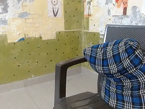 Snapshot of shallyji chatting on October 16, 1:47 pm shallyji online show from October 16, 1:47 pm