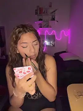 SoftLady S33 online show from April 24, 2:58 am