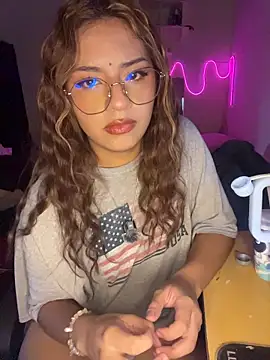 SoftLady S33 online show from April 19, 8:55 pm