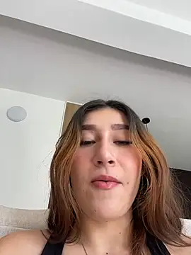 Isa Villamarin online show from October 7, 3:16 pm