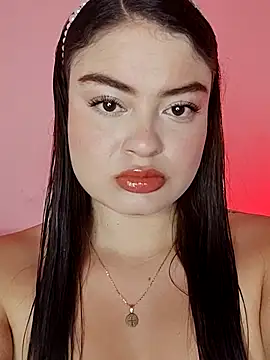 Isa Villamarin online show from March 12, 1:58 pm