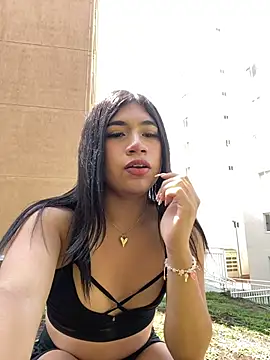 Snapshot of LiaSaenz27 chatting on October 16, 3:14 pm LiaSaenz27 online show from October 16, 3:14 pm