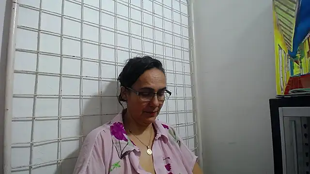 gabbyparker  online show from January 19, 9:49 am