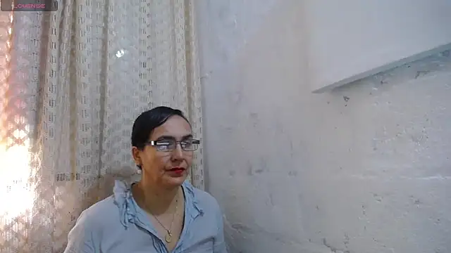 gabbyparker  online show from September 12, 4:36 pm