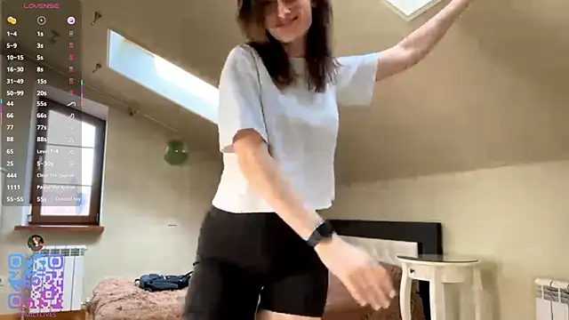 DarlineBrustera online show from June 15, 2:39 pm
