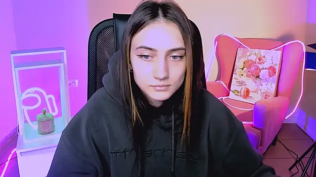 Snapshot of olivianorton chatting on September 30, 3:50 pm olivianorton online show from September 30, 3:50 pm