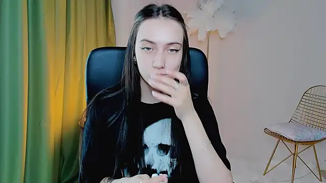 Snapshot of olivianorton chatting on September 17, 1:09 pm olivianorton online show from September 17, 1:09 pm