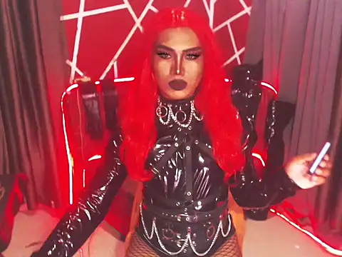 Hail ur Dominant online show from October 15, 7:05 pm