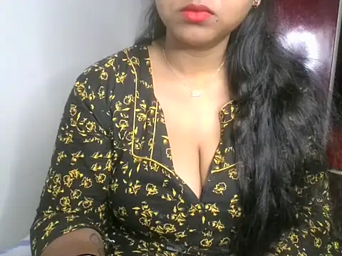 its me Rashmi online show from October 1, 11:09 pm