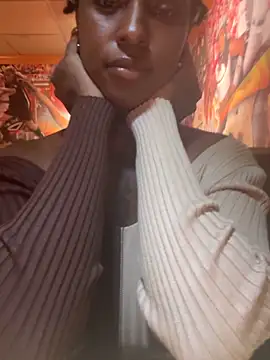 MistiSavannah online show from October 19, 2:13 am