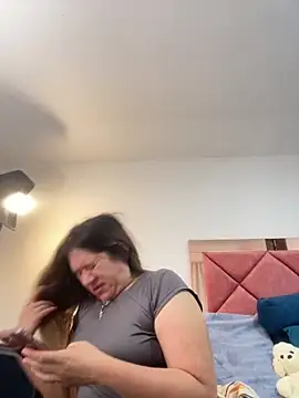 emma hot2006 online show from September 15, 3:09 pm