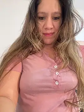 emma hot2006 online show from November 24, 5:48 pm