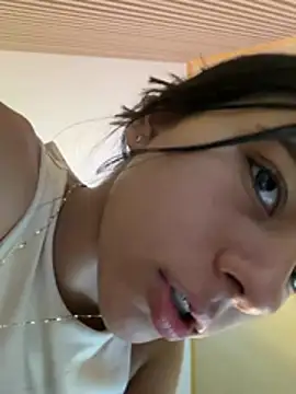 LilybethGray online show from April 25, 12:13 am