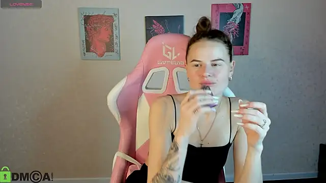 Wanda Gomez online show from September 30, 3:28 pm