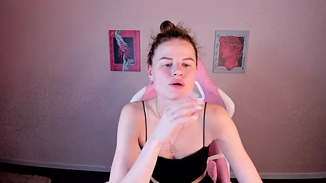 Wanda Gomez online show from October 9, 3:05 pm