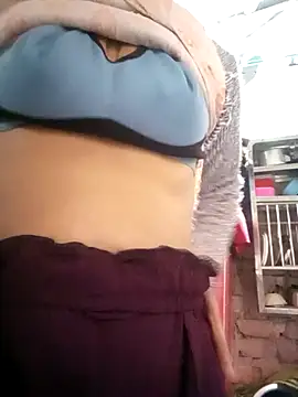 priyastrip314 online show from November 15, 8:04 am