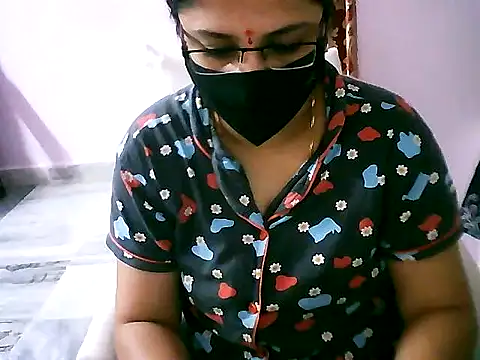 Snapshot of jannu6482 chatting on October 4, 1:06 pm jannu6482 online show from October 4, 1:06 pm