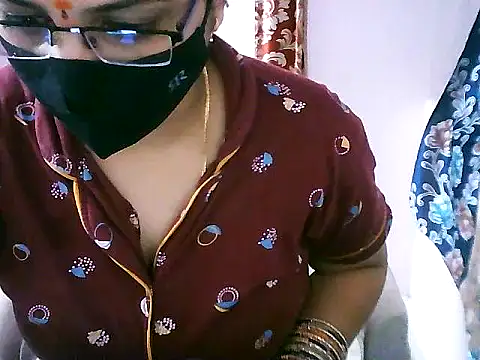 Snapshot of jannu6482 chatting on September 24, 2:16 pm jannu6482 online show from September 24, 2:16 pm